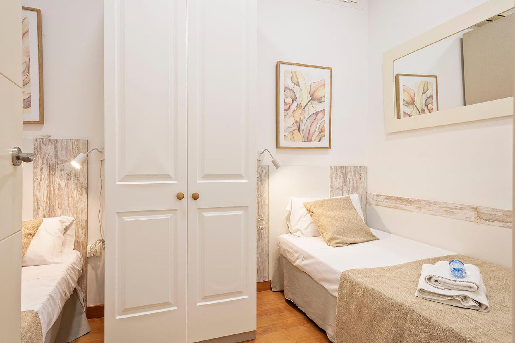 Alcam Paseo San Juan Appartement Barcelona Buitenkant foto